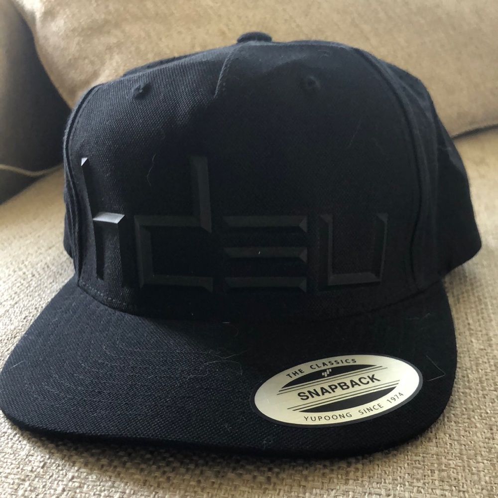Barely worn! HDEU hat